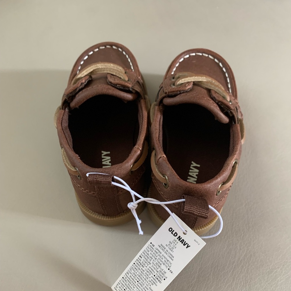 Old Navy Brown Kids' Deck Shoes - Picture 8 of 10
